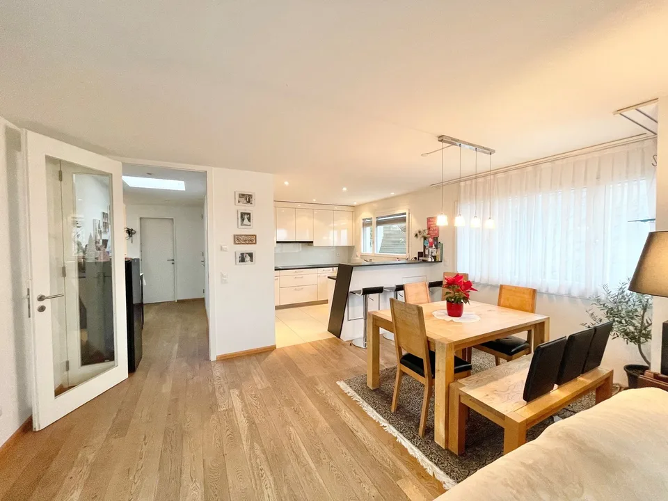 Modernes Terrassenhaus an ruhiger und zentraler Lage in Allschwil