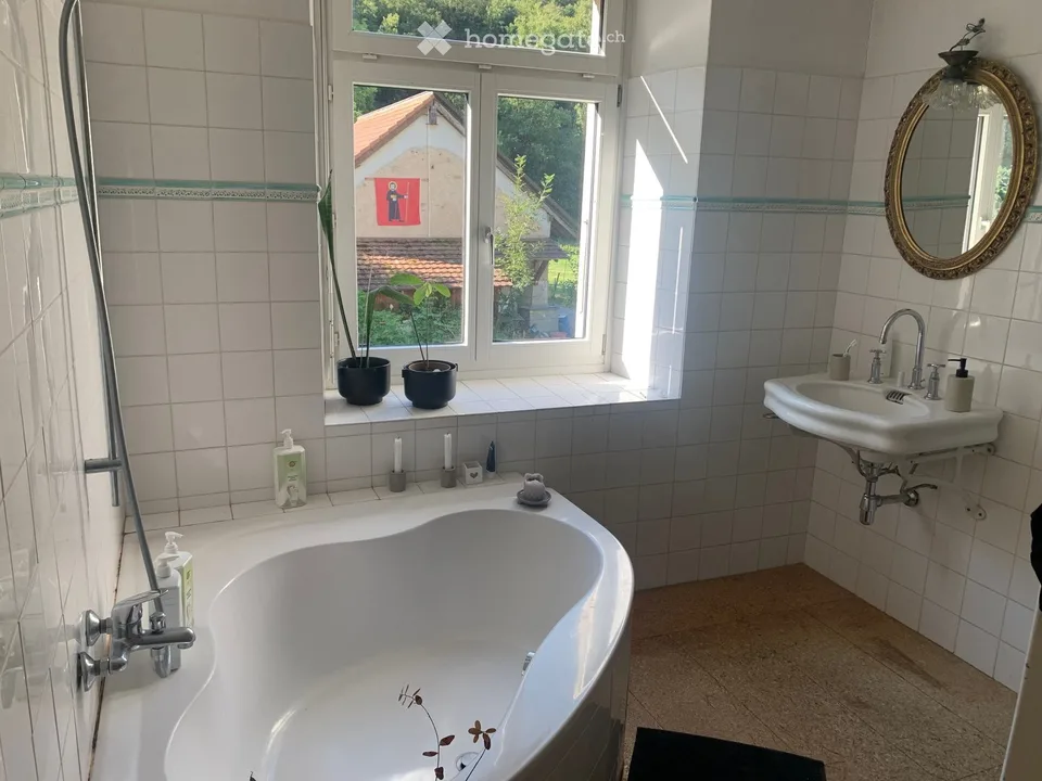 7-Zimmer-Wohnung in Hausgemeinschaft in Beinwil SO m. Garten