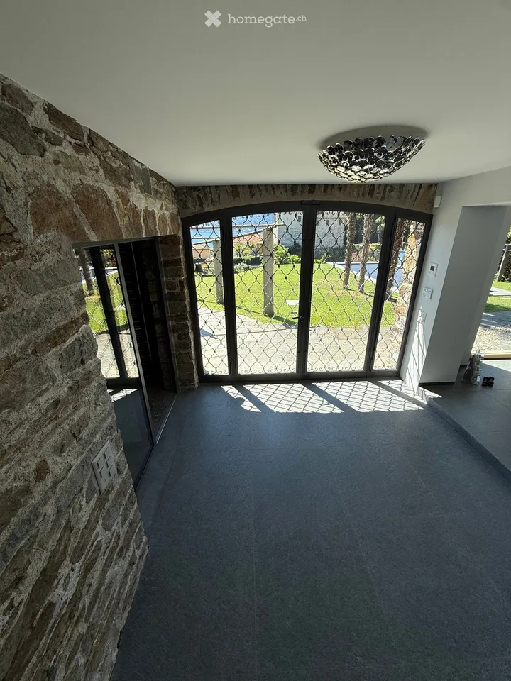 Exclusive Rarity - Exclusive Residential Location