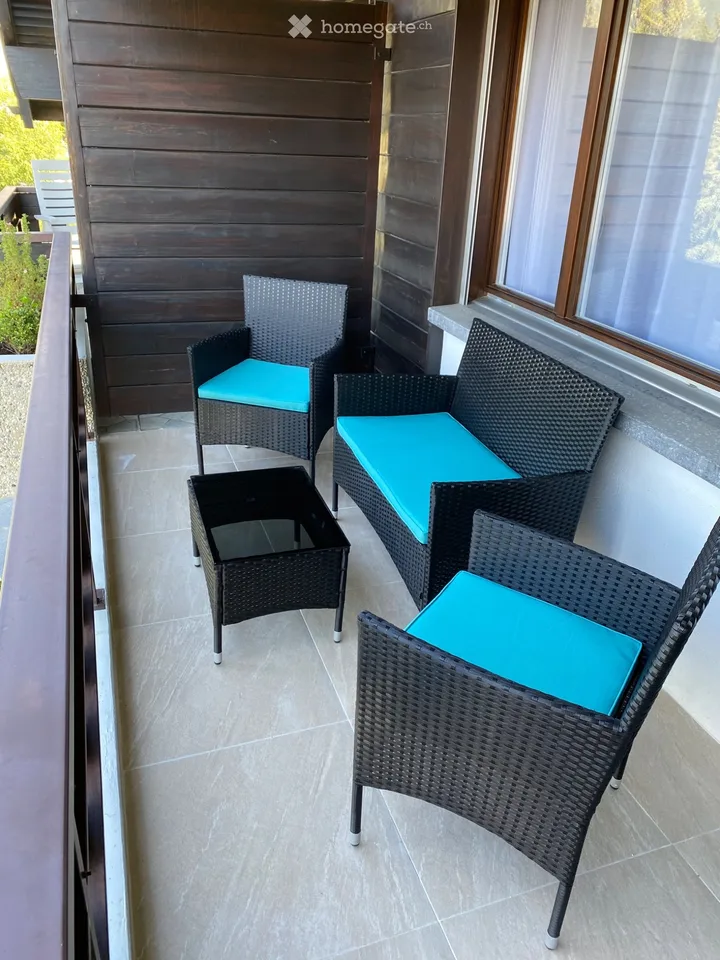 Studio Cosy 1,5 Zimmer, Panoramablick, Balkon, privater Parkplatz – Foto 10 von 13