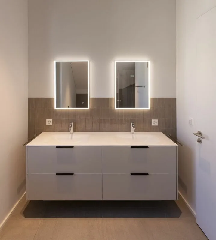 Exklusive 3.5 Zi-Dachwohnung mit traumhafter Panoramasicht auf den Ägerisee