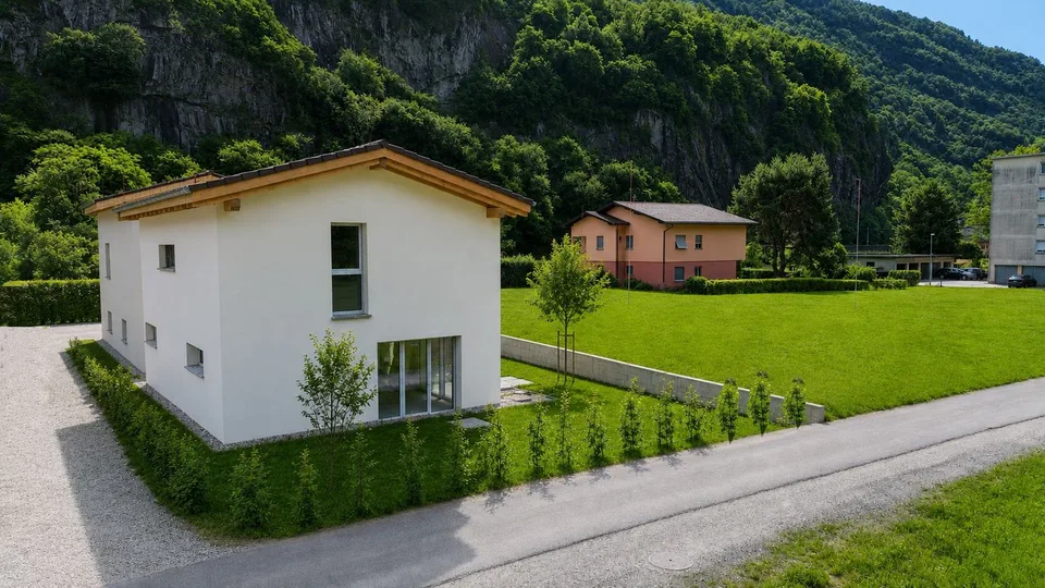 Einfamilienhaus mit 4.5 Zimmern in Cresciano