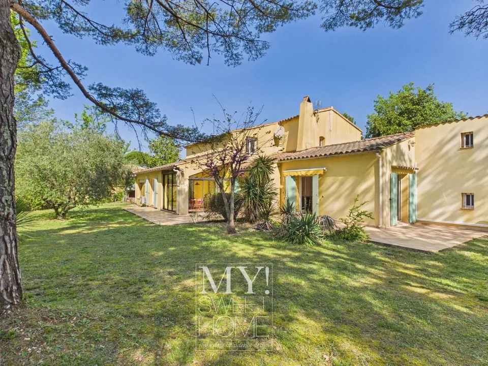 Exklusive Villa mit Pool in Callian, 200 m², 4 Schlafzimmer