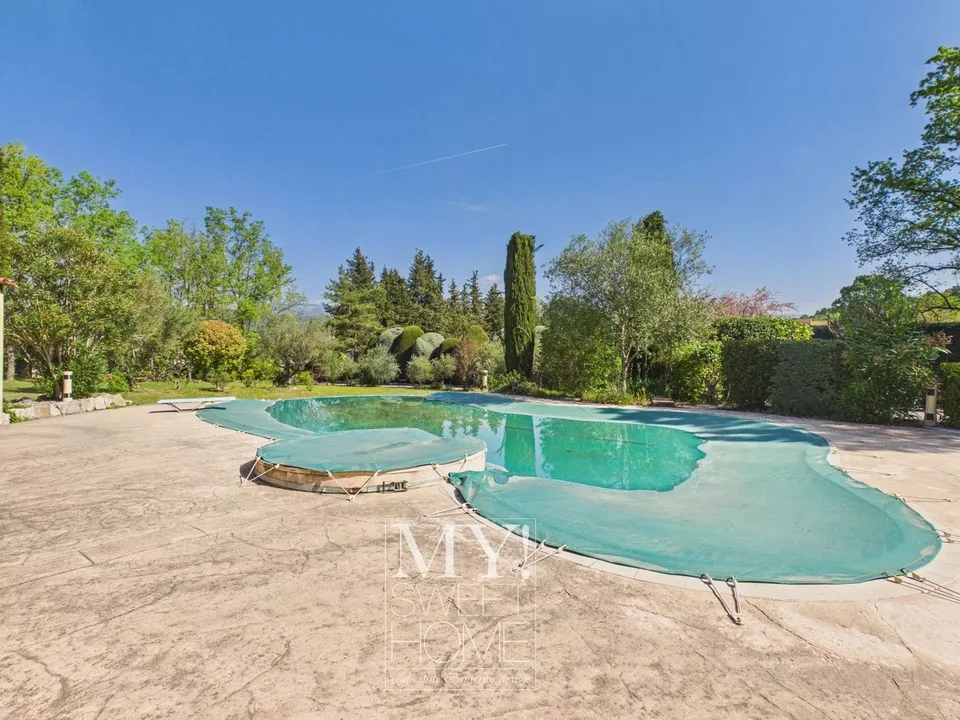 Villa esclusiva con piscina a Callian, 200 m², 4 camere da letto