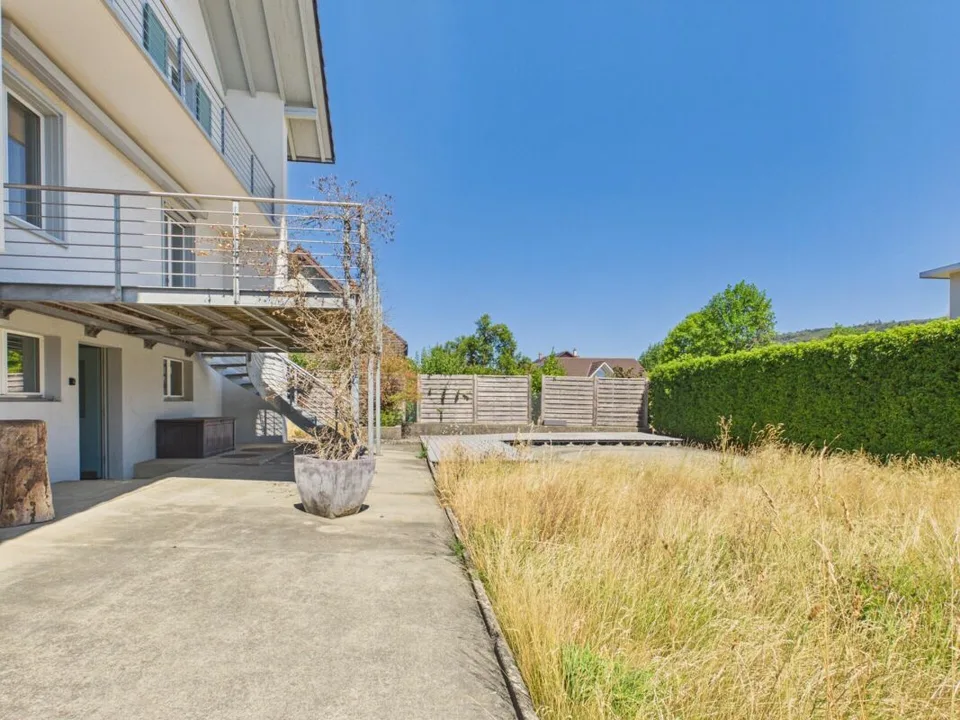 Charmantes Einfamilienhaus mit grossem Garten und ausgebautem Dachstock