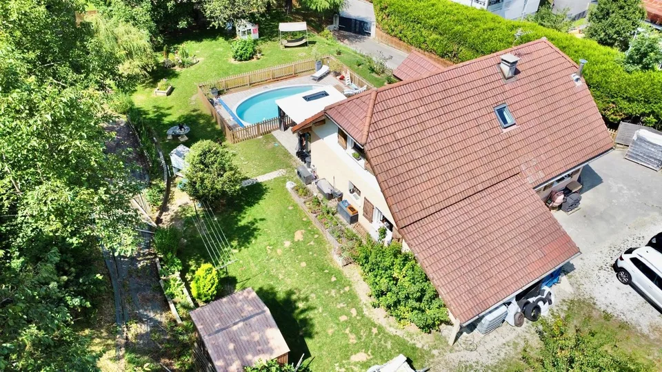 Haus mit 180 m2 und Swimmingpool