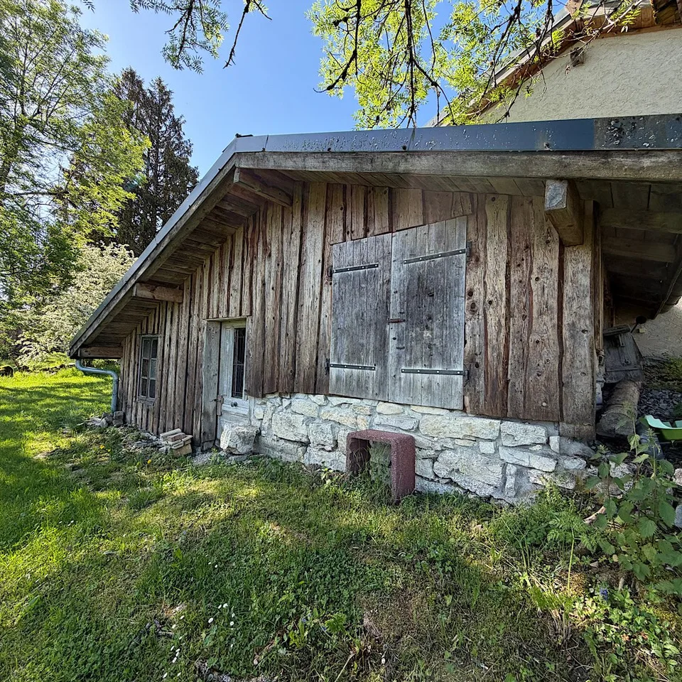 DOMAINE TOURISTIQUE D'EXCEPTION AU COEUR DU PARC NATUREL DU HAUT-JURA