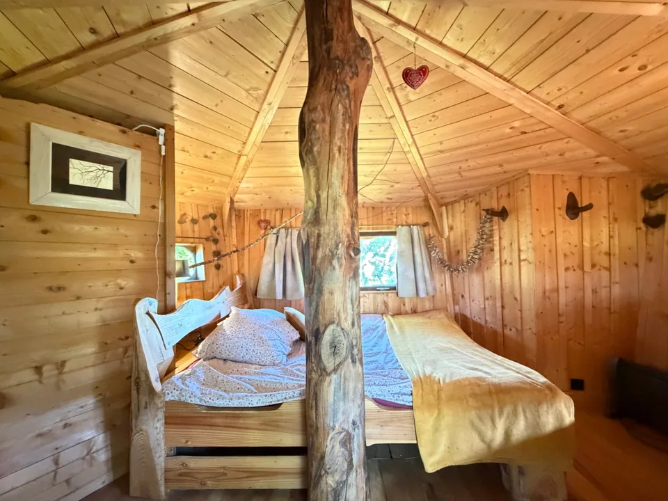 DOMAINE TOURISTIQUE D'EXCEPTION AU COEUR DU PARC NATUREL DU HAUT-JURA