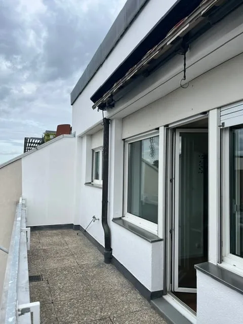 Appartement maisonnette de 6 pièces lumineux sur Hardstrasse à Bâle avec accès par ascenseur