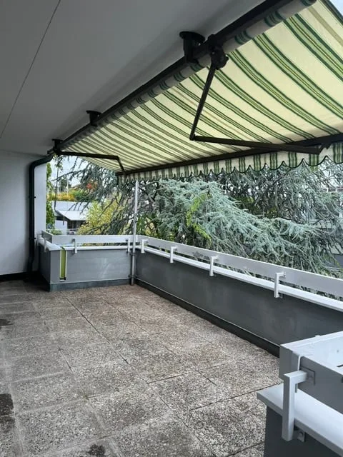Appartement maisonnette de 6 pièces lumineux sur Hardstrasse à Bâle avec accès par ascenseur
