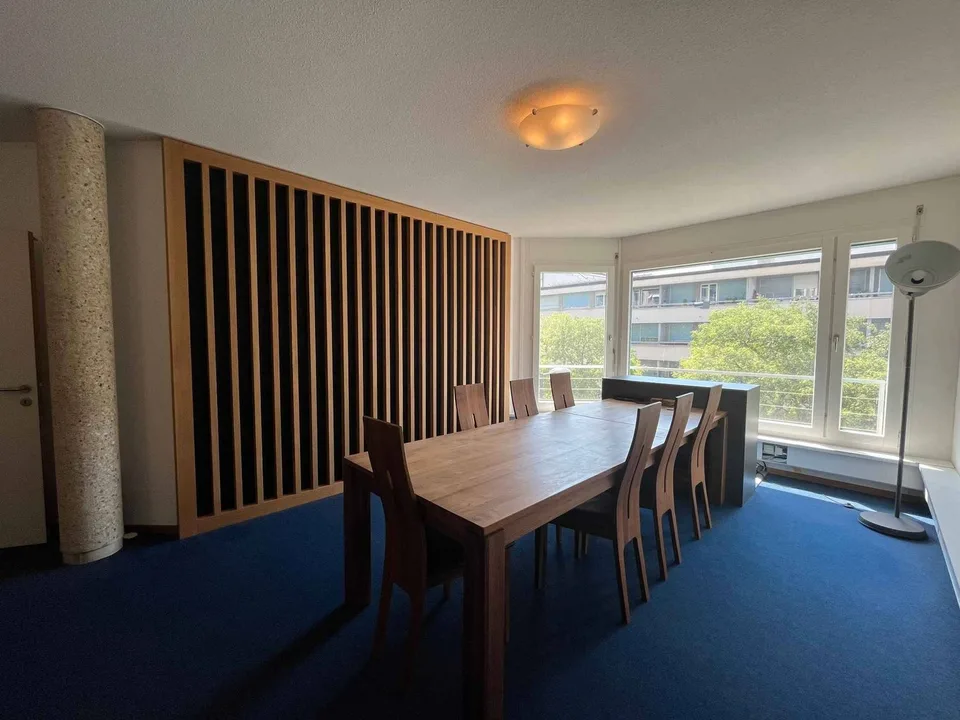 Bureaux administratifs meublés de 118 m²  Carouge