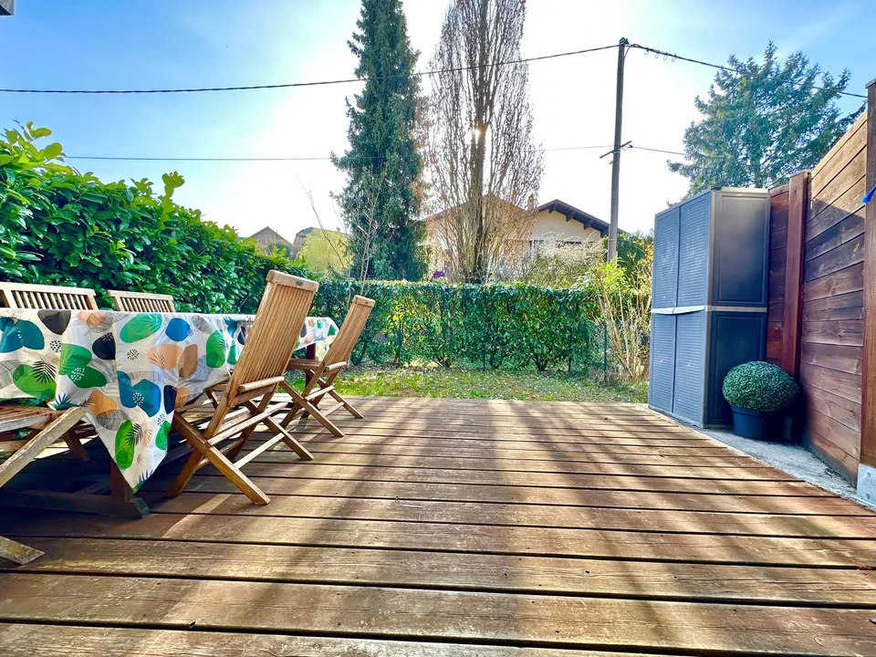 Drei-Zimmer-Duplex mit Terrasse, Garten und Garage in Sillingy !!