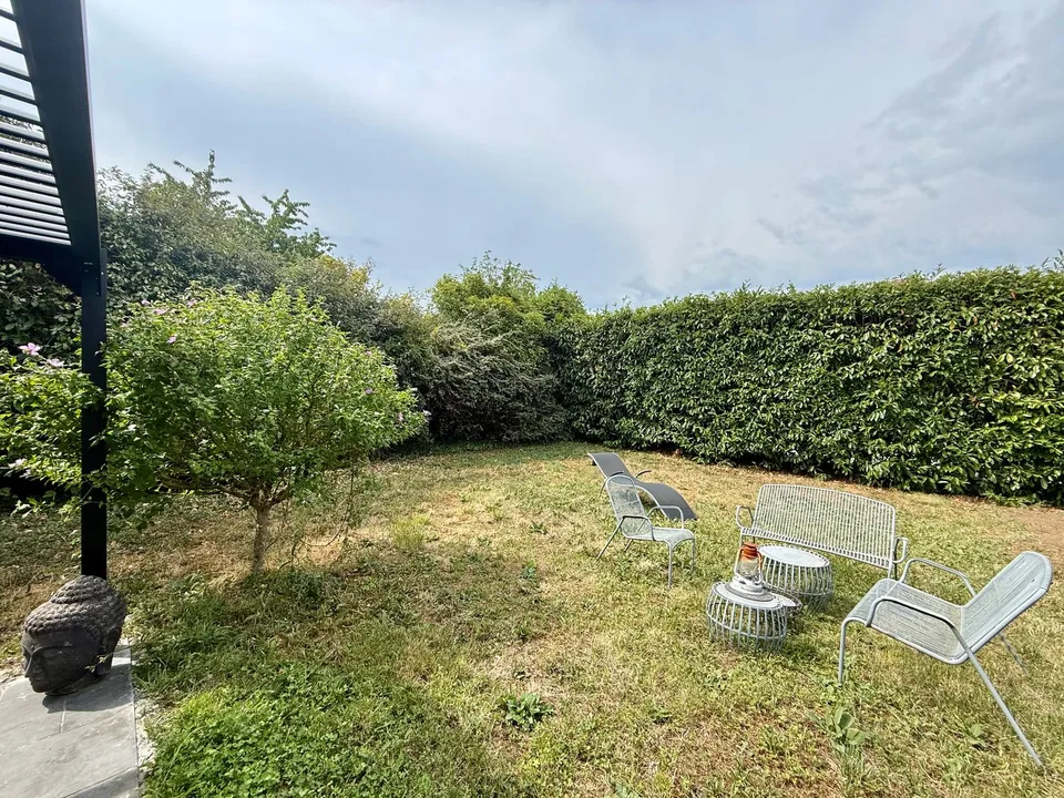 Prächtiges Einfamilienhaus mit 185,84 m² auf einem flachen Grundstück von 853 m² in Valleiry