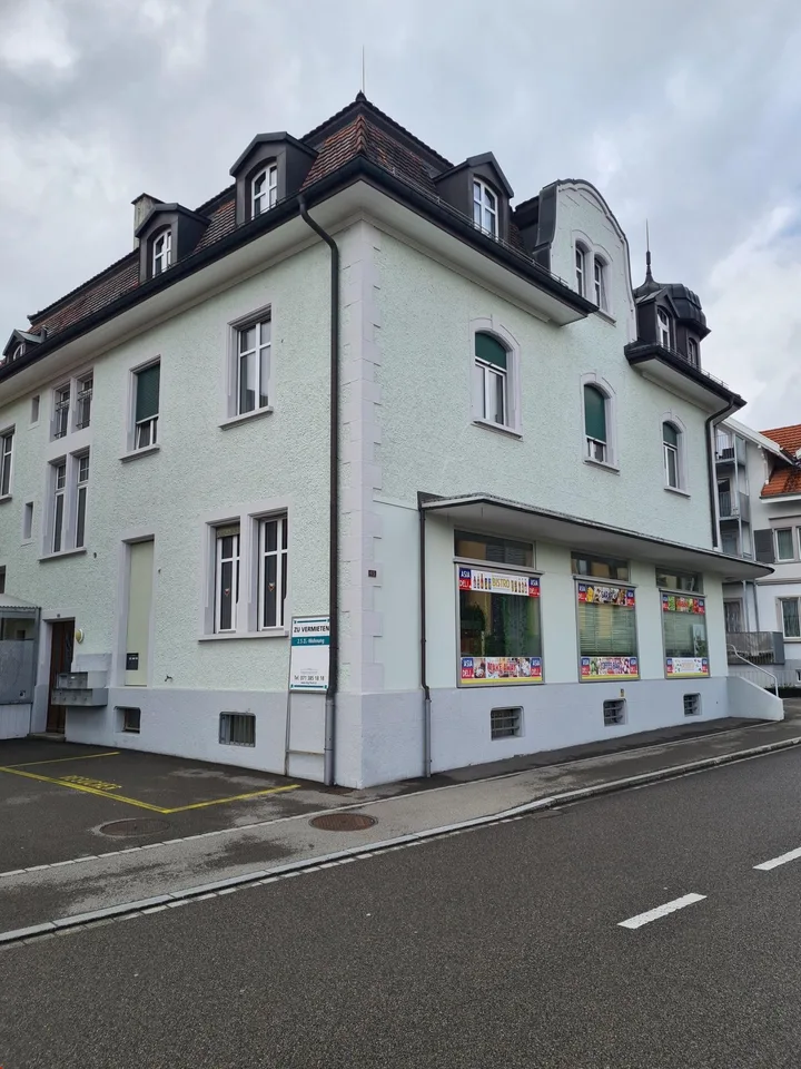 Modern 2.5 room apartment in central location
