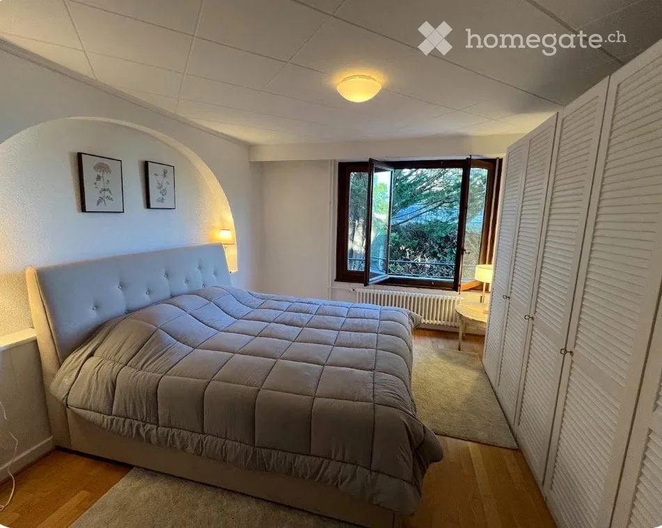 Character apartment 150 m2 - garden/partial lake view - 6-8 months