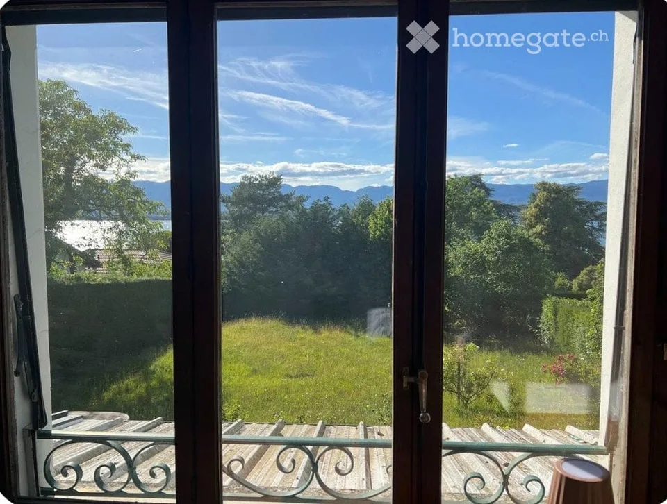 Character apartment 150 m2 - garden/partial lake view - 6-8 months