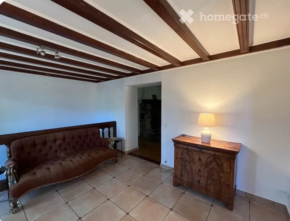 Character apartment 150 m2 - garden/partial lake view - 6-8 months
