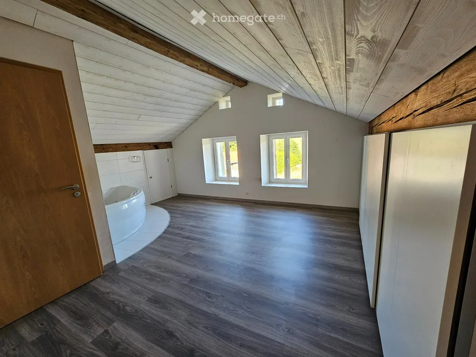 Charmant duplex de 5.5 pièces à Les Bois