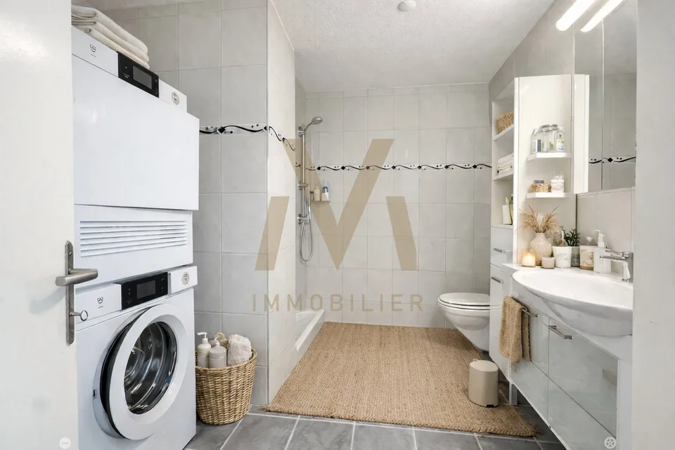 Appartement 2.5 pièces au rez-de-chaussée avec grande terrasse