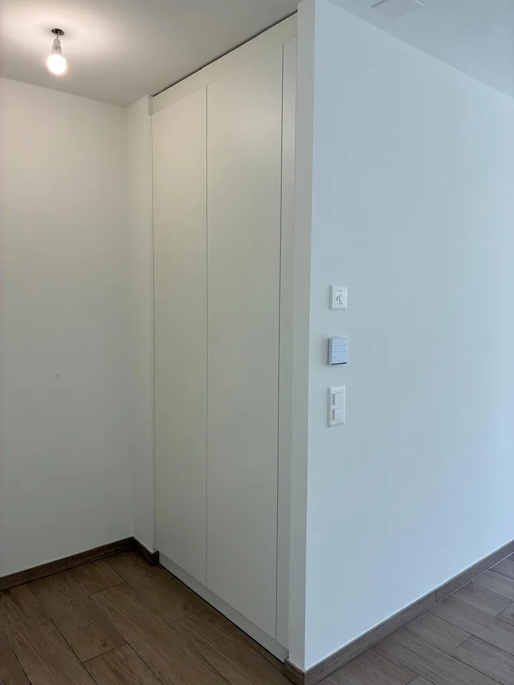 Attique – Neuf – Place de parc intérieure – Grand balcon