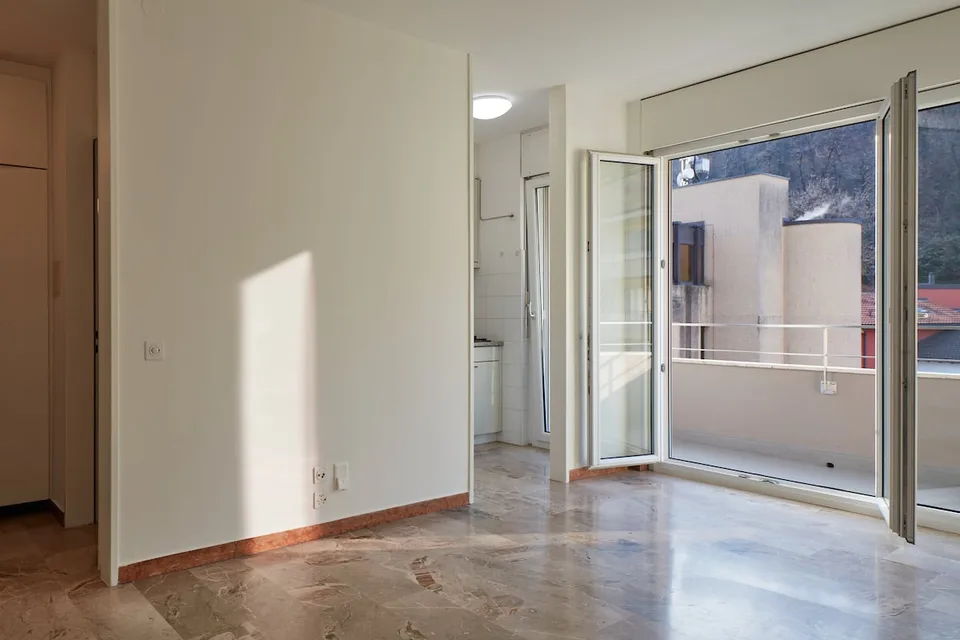 Studio with terrace in Lugano