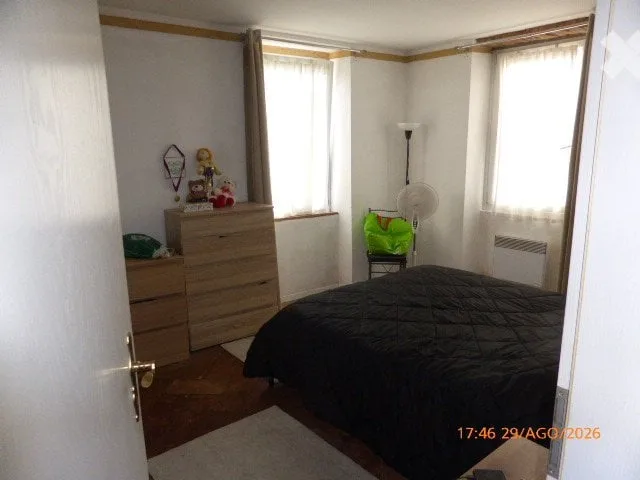 Miete charmante 2.5-Zimmer-Wohnung im Kern von Grancia