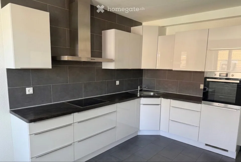 Bright 3.5-room modern apartment Rue de l'Industrie