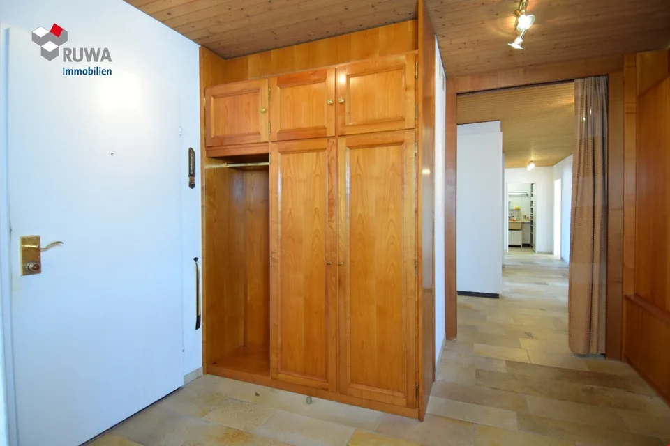 Au-dessus des toits de Burgdorf... appartement en attique central avec charme