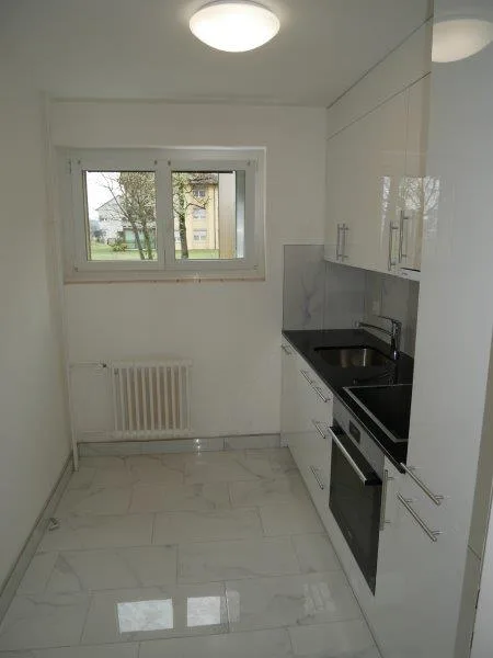 Sonnige 4-Zimmer-Wohnung mit Balkon in Dulliken