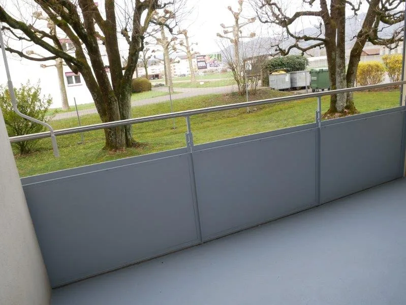 Sonnige 4-Zimmer-Wohnung mit Balkon in Dulliken