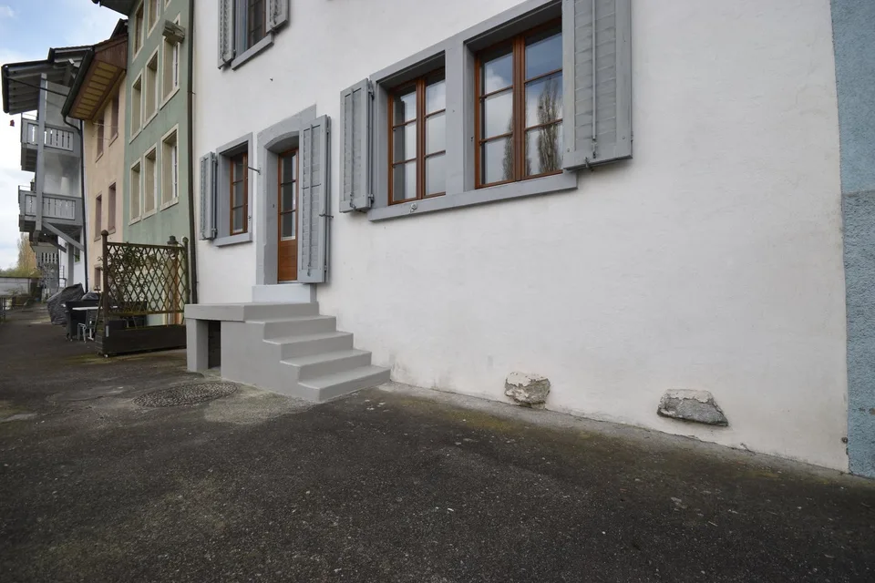 Charmant appartement 2.5 pièces au rez-de-chaussée