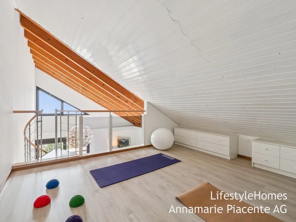 ATTRAKTIVE ZWEITWOHNUNG IN ORSELINA