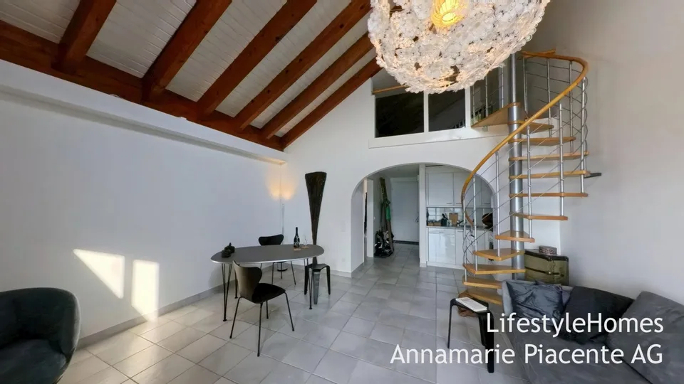ATTRAKTIVE ZWEITWOHNUNG IN ORSELINA