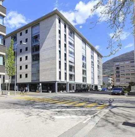 Lugano: modernes Apartment in der Nähe des Zentrums – Foto 10 von 17