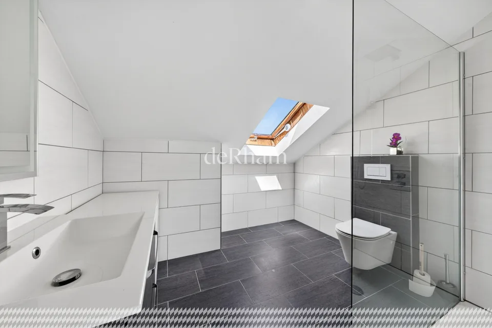 Duplex di 6,5 locali con balcone, terrazza e giardino