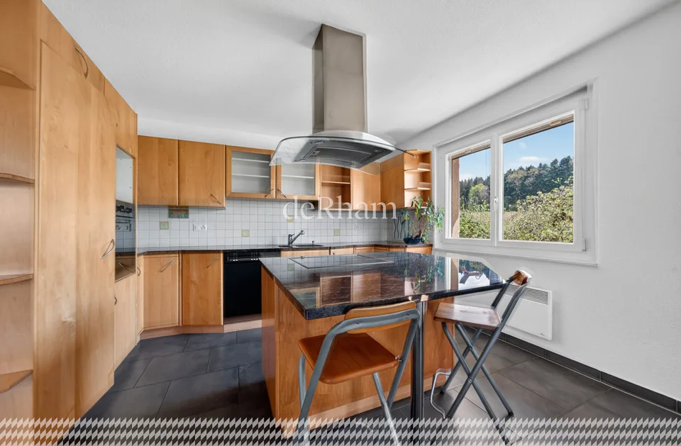 Duplex di 6,5 locali con balcone, terrazza e giardino