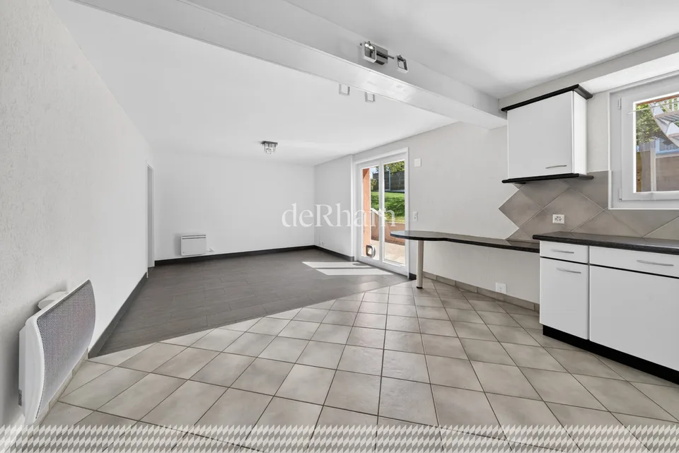 Bello appartamento di 3.5 locali con terrazza e giardino