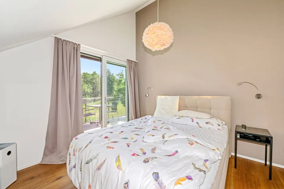 166 m² Wohnraum mit zwei Terrassen und freiem Blick ins Grüne