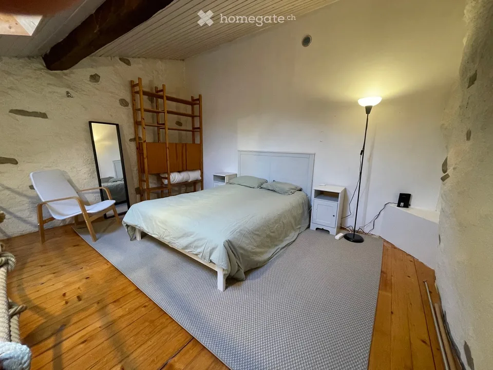 Atipico! Bella camera-loft arredata, di 45m2, a Lavaux