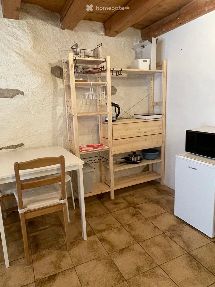 Atipico! Bella camera-loft arredata, di 45m2, a Lavaux