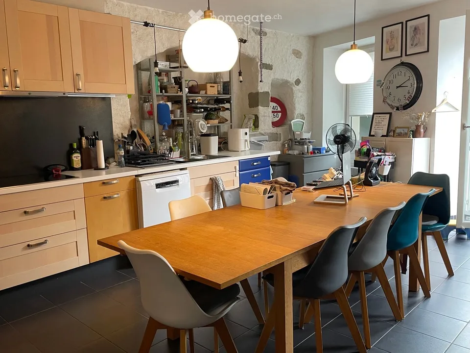 Atipico! Bella camera-loft arredata, di 45m2, a Lavaux