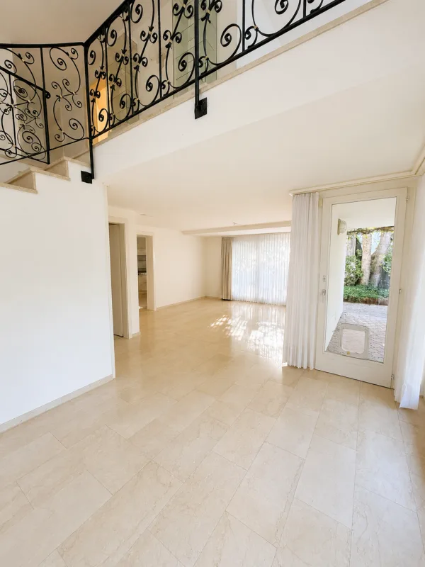 CASA ELLA