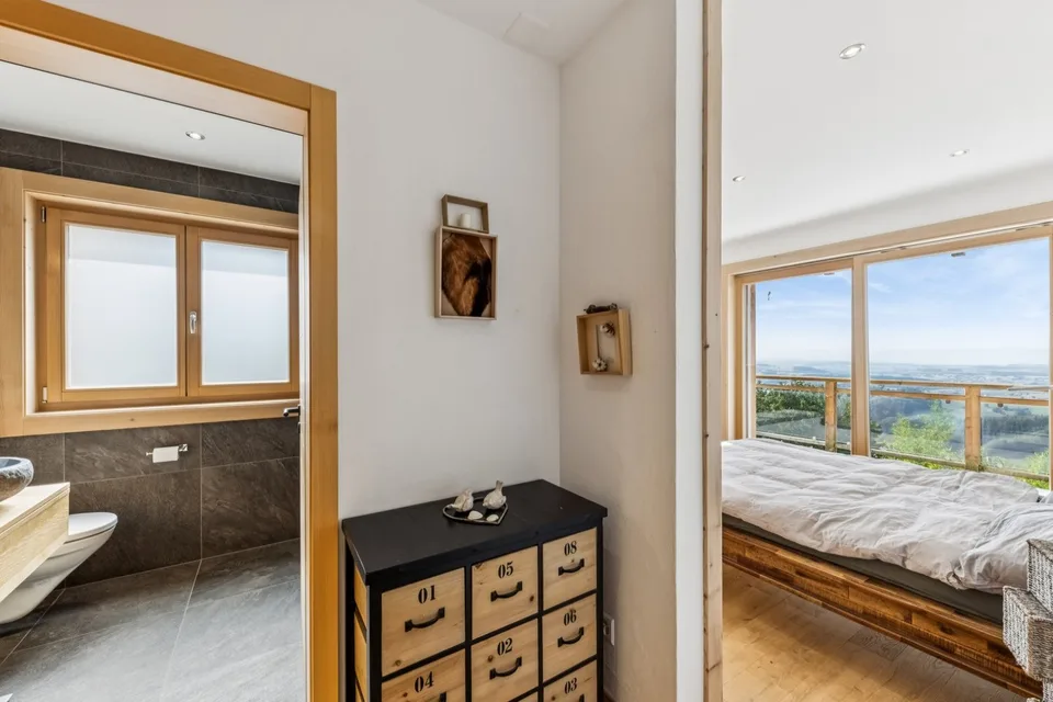 Fall in love with this breathtaking view in La Roche!