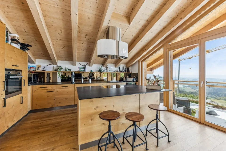 Fall in love with this breathtaking view in La Roche!