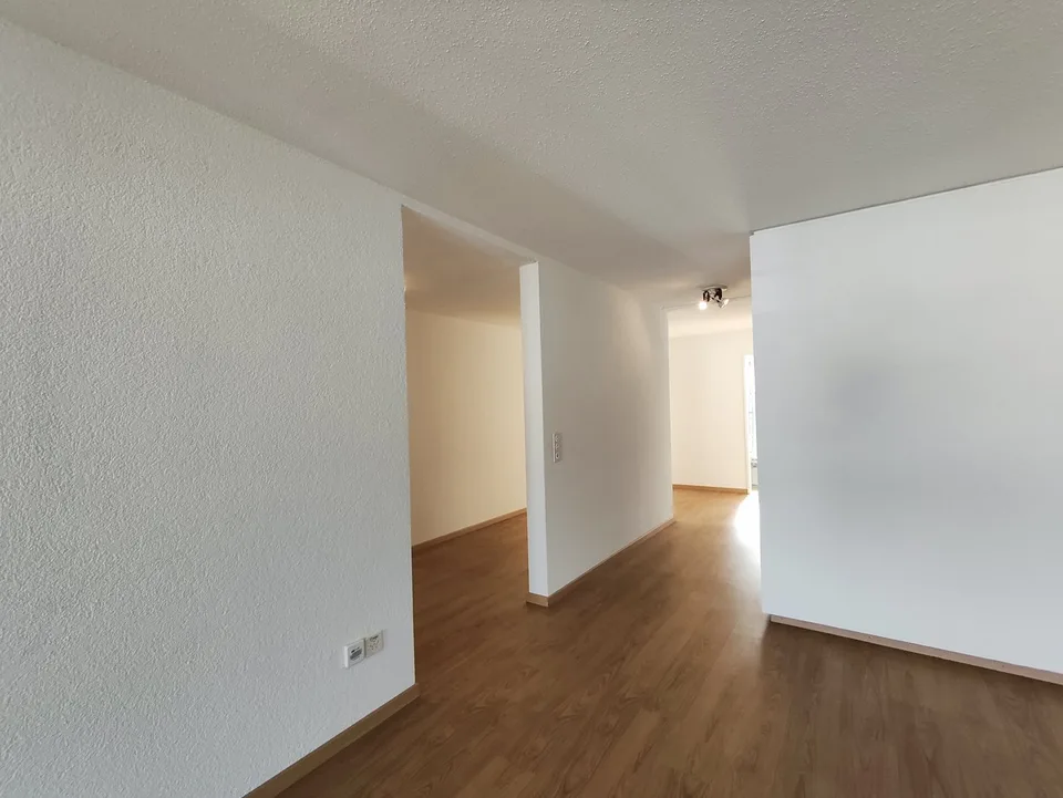 Appartement lumineux 5.5 pièces avec balcon à Spiez