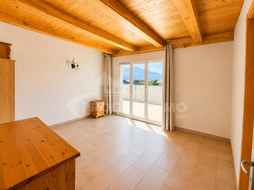 An exceptional attic with two terraces & Jacuzzi