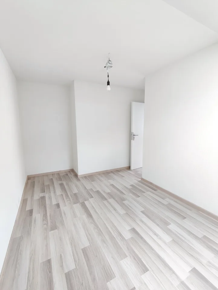 Charmante 3-Zimmer-Wohnung mit Seeblick in Oberhofen am Thunersee