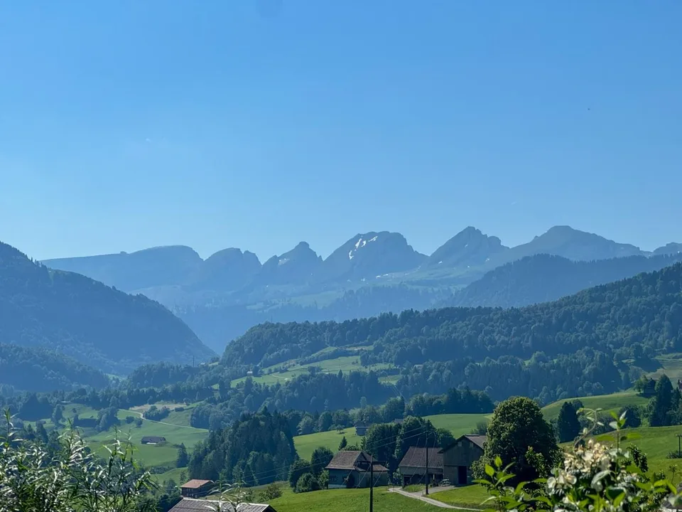 Familientraum im Grünen mit fantastischer Bergsicht