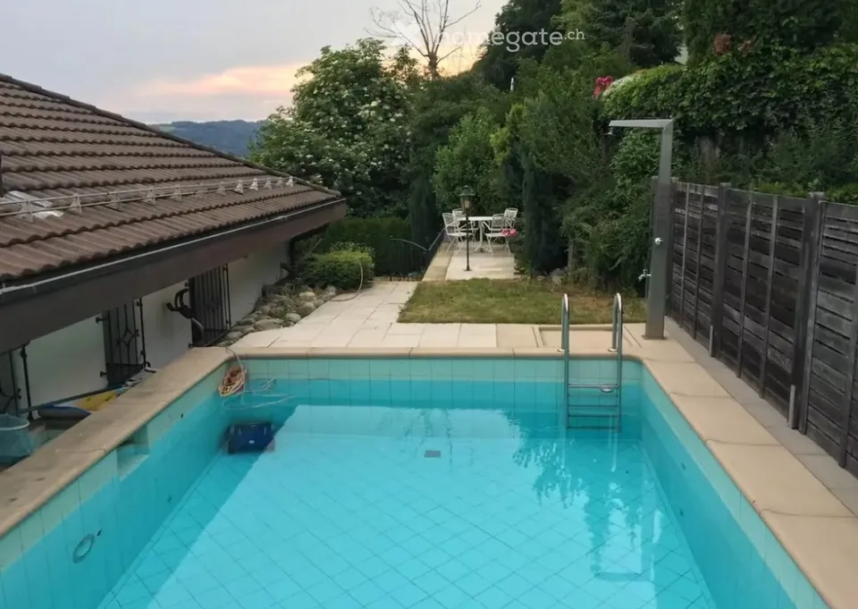 Chambre dans une maison unifamiliale