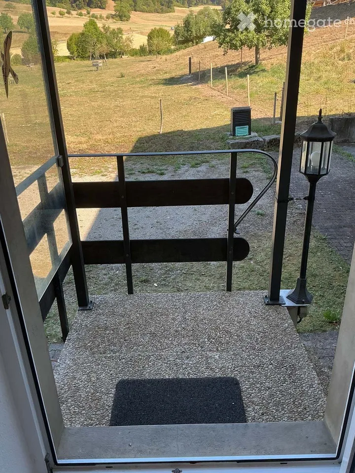 Appartamento accogliente di 3 locali con balcone/area di giardino a Rothenfluh
